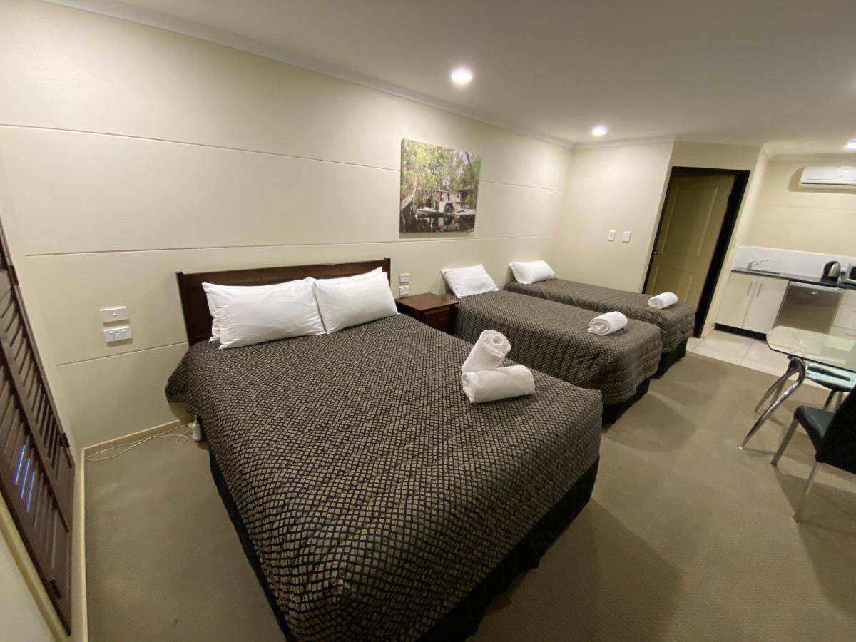 Balranald Club Motel Dış mekan fotoğraf